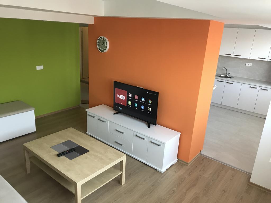 PREMIUM Appartment - Skopje CENTER 50m2 - amazing view Buitenkant foto