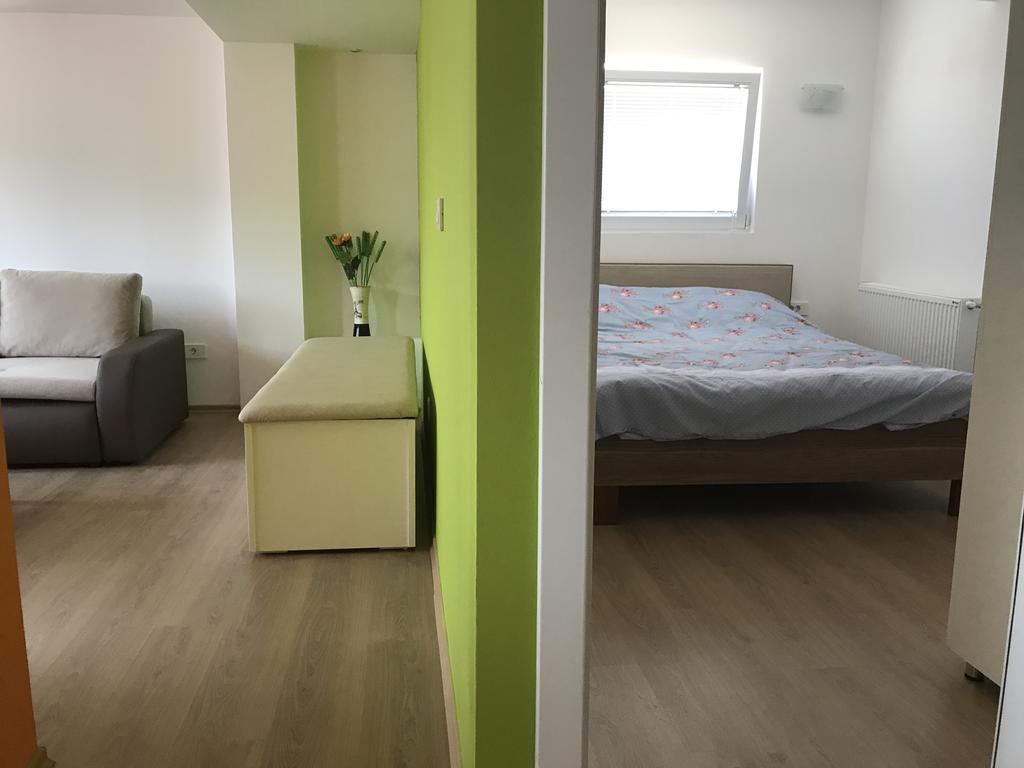 PREMIUM Appartment - Skopje CENTER 50m2 - amazing view Buitenkant foto