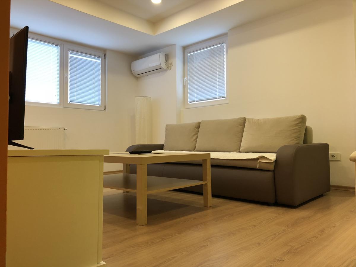 PREMIUM Appartment - Skopje CENTER 50m2 - amazing view Buitenkant foto