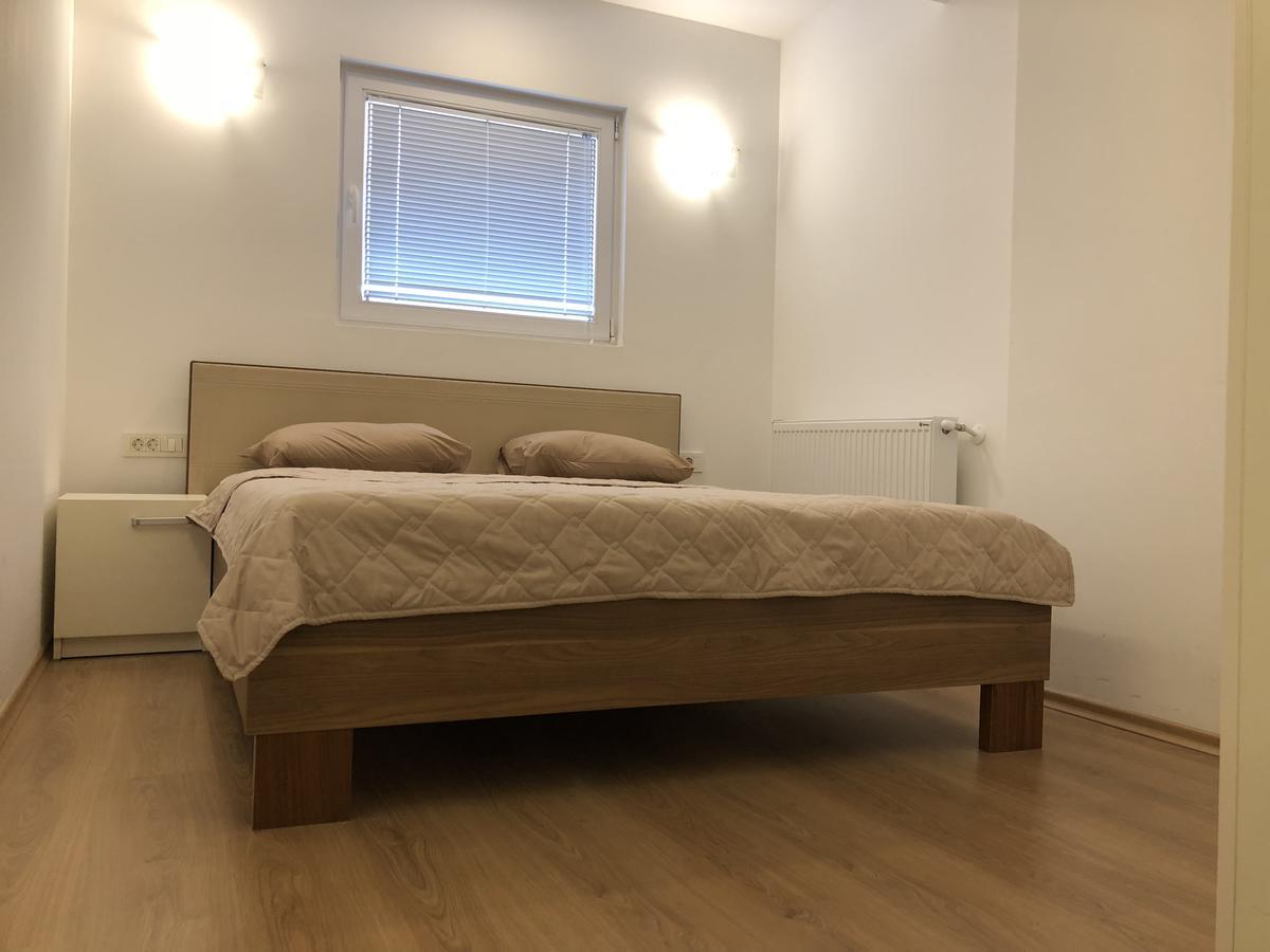 PREMIUM Appartment - Skopje CENTER 50m2 - amazing view Buitenkant foto