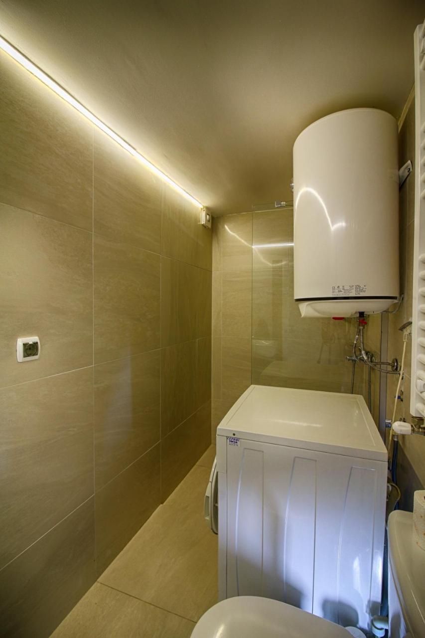 PREMIUM Appartment - Skopje CENTER 50m2 - amazing view Buitenkant foto